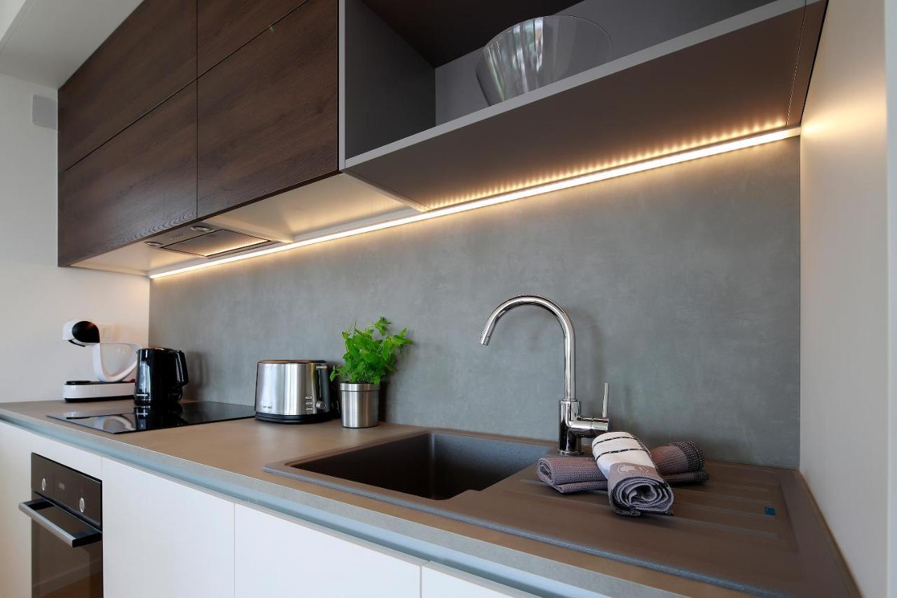 Modena Maris-Heated Pool-Grill-Relax-Jacuzzi Apartments Icici Exterior photo