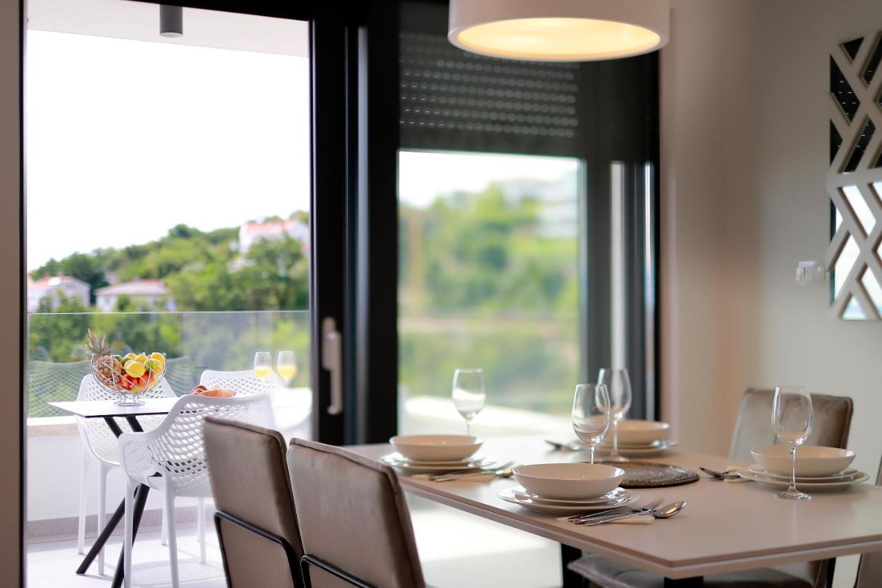 Modena Maris-Heated Pool-Grill-Relax-Jacuzzi Apartments Icici Exterior photo